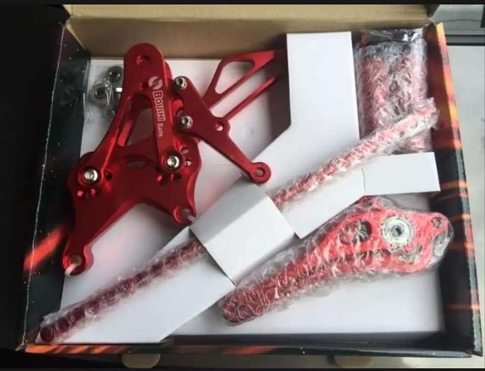 Honda CBR 150r Foot Step Boushi Red Thailand