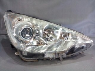 Toyota Aqua 2012 Headlight