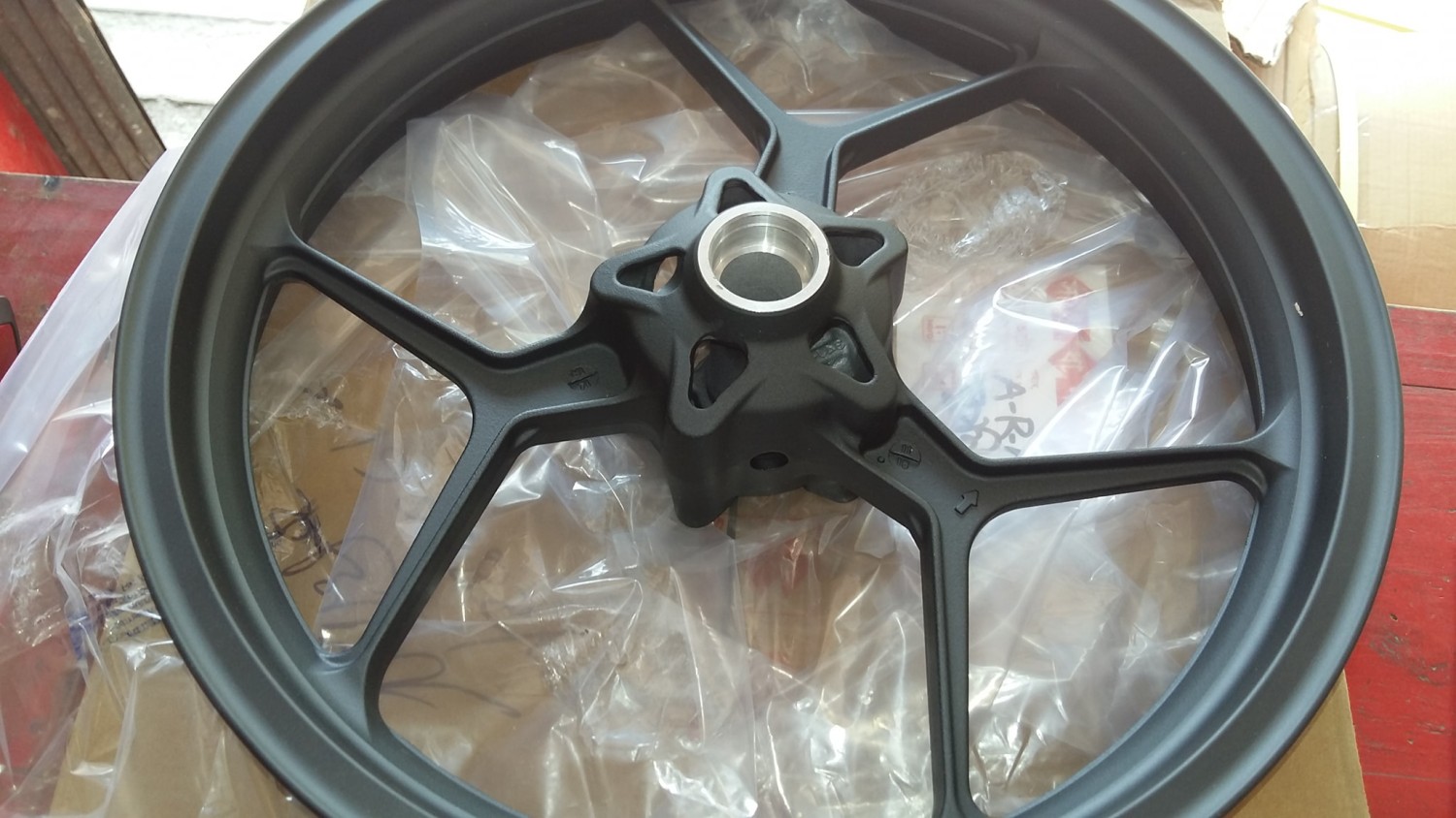 Suzuki Gixxer Front Rim