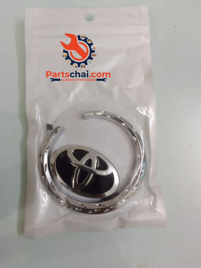 TOYOTA LOGO EMBLEM