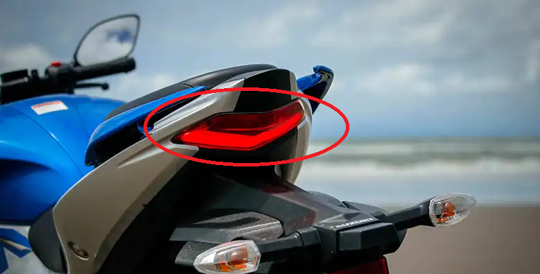 Suzuki Gixxer SF 150cc-New 3 Part Fender