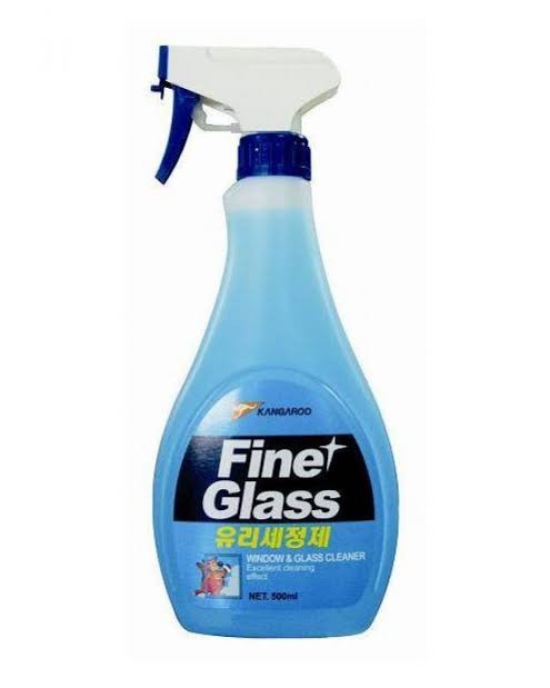 Car fine glass cleaner
